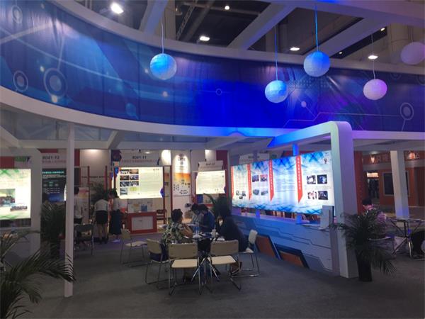 J9集团直营电商软交会上展杰出