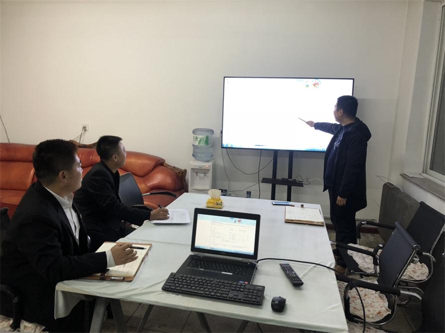 奔走的路上，我们一路成长